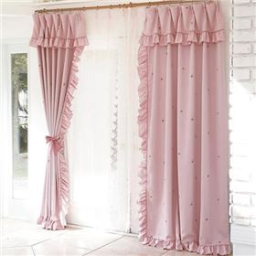 金鳳凰-如何用布藝窗簾打造溫馨浪漫居室環(huán)境