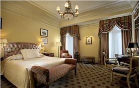 星級(jí)酒店窗簾怎么選？酒店用什么窗簾？