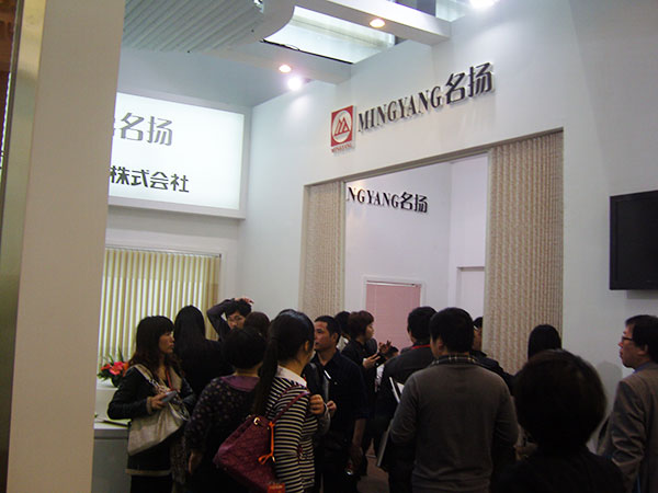 金鳳凰窗簾品種多樣，是不錯的選擇！