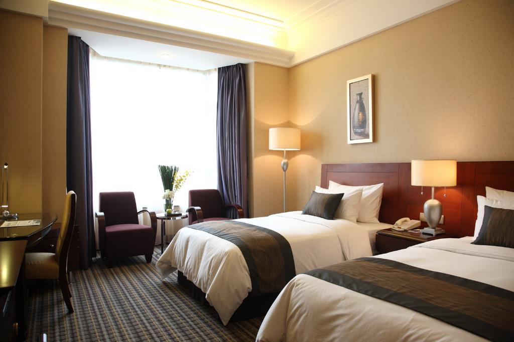 用窗簾布藝提升酒店整體檔次 用窗簾布藝提升酒店整體檔次