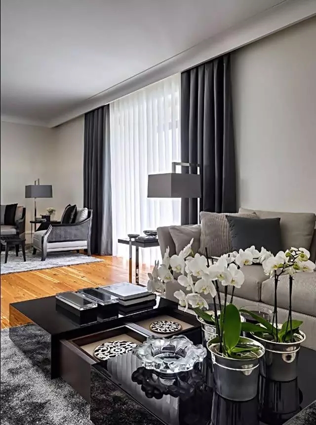 教你根據(jù)家居空間來選擇窗簾的顏色 教你根據(jù)家居空間來選擇窗簾的顏色