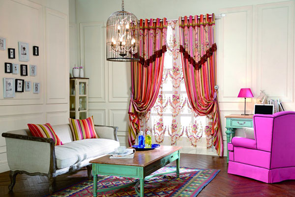 多彩相間設(shè)計窗簾 多彩相間設(shè)計窗簾